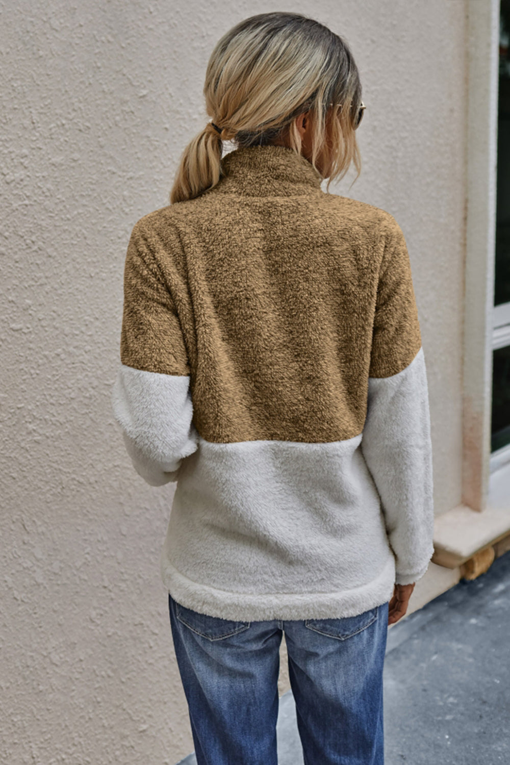 Matilda | Stilfull topp med dragkedjeficka