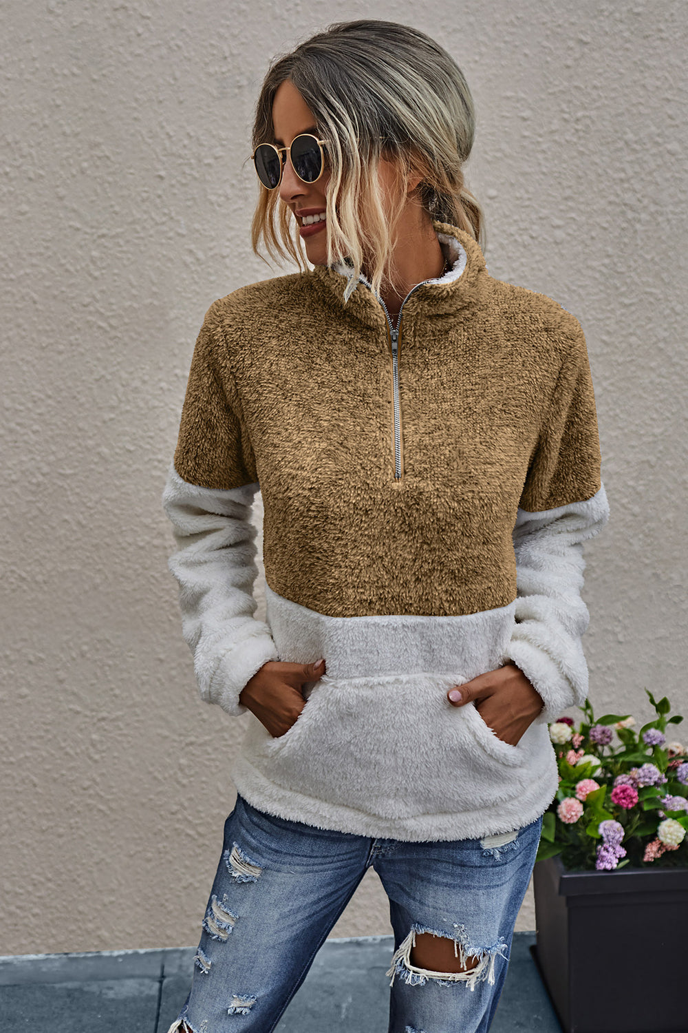 Matilda | Stilfull topp med dragkedjeficka