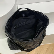 Mila | Lätt vadderad crossbody messenger-handväska