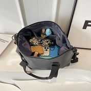 Luna | Rymlig resväska axelväska