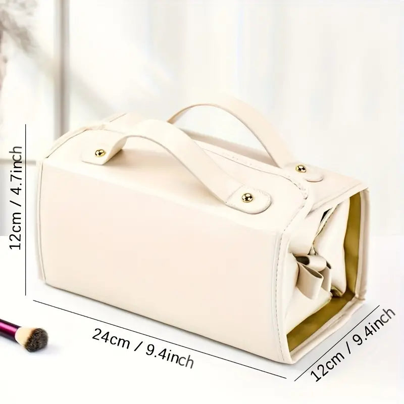 Luzille | Hopfällbar necessär med flera fack för upphängning