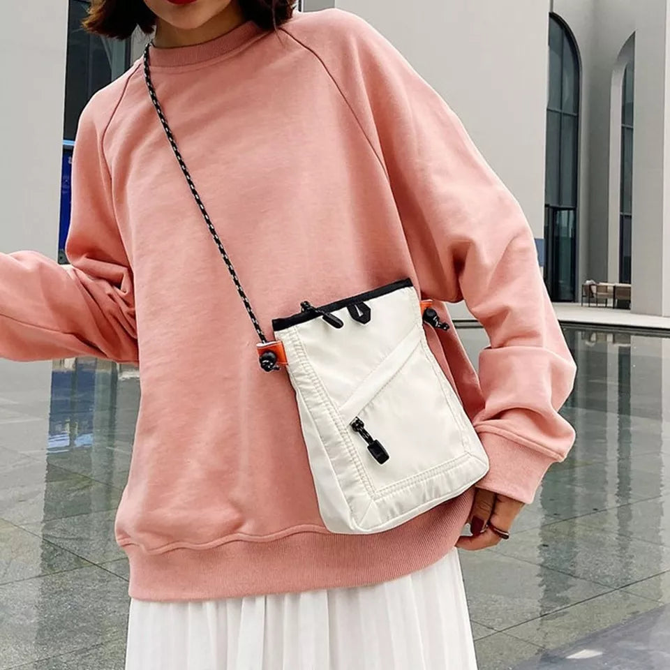 Milan | Vattentät liten nylon axelväska