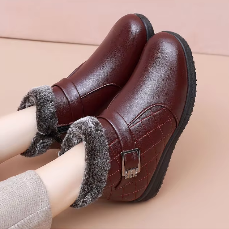 Lovi | Bekväma damstövletter med tjock sula för säkerhet och stil