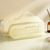 Mila | Rymlig rese-toalettväska i nätmaterial