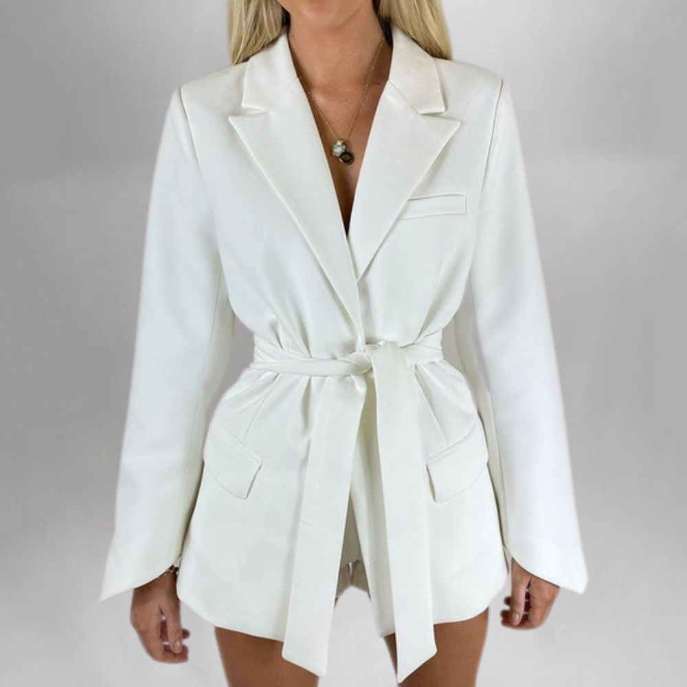 Lara | Stilren blazer med bälte för eleganta outfits