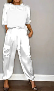 MIA | Elegant tvådelat satinset för damer