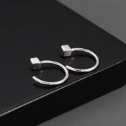 Moderna örhängen Mandy: Ett unikt stiluttryck