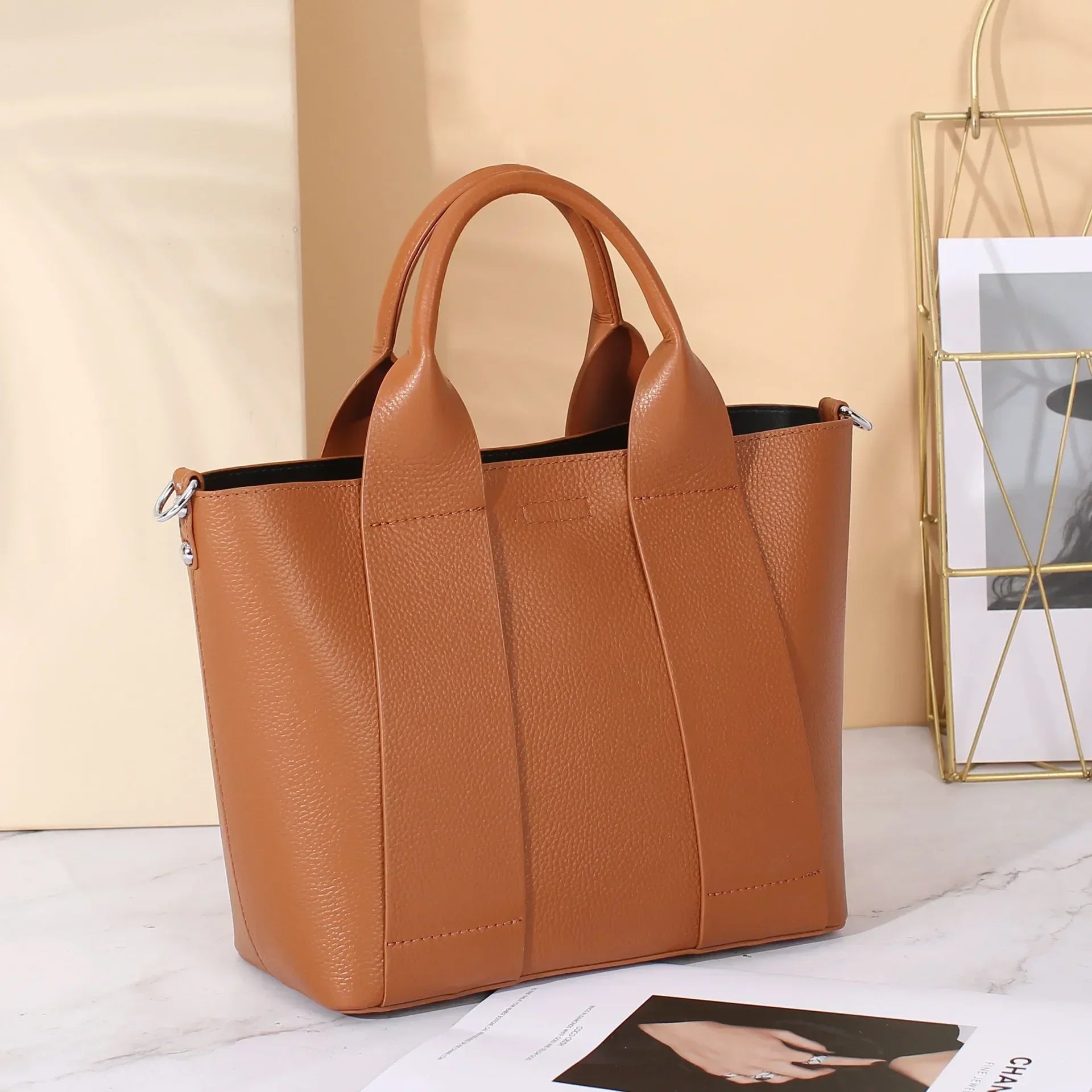 Mila | Minimalistisk läder crossbody slingväska