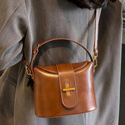 Mira | Mini Crossbody Sling-väska