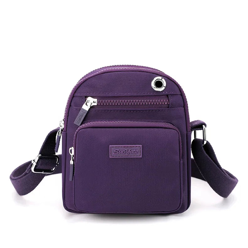 Zoe | Kompakt nylon crossbody-slingväska