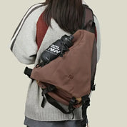 Mason | Vattenresistent nylon crossbody messenger-resa väska