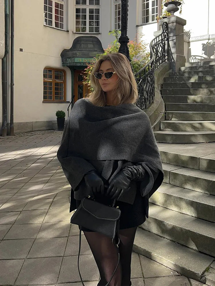 Leah | Stilfull och varm ullcape-kappa för damer på vintern