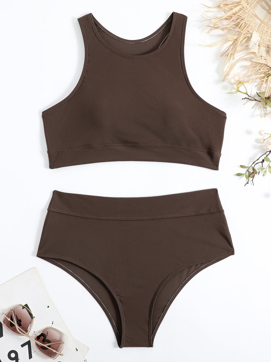 Sportlicher Hochverkleidungsbikini mit Racerback Top 8