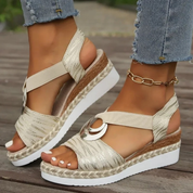 Mayla | Avslappnade mönstrade slip-on sandaler
