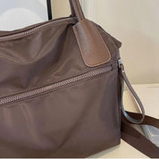Lily | Stor kapacitet rese-crossbodyväska