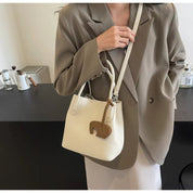 Chloe | Damens enfärgade PU-läder crossbody-handväska