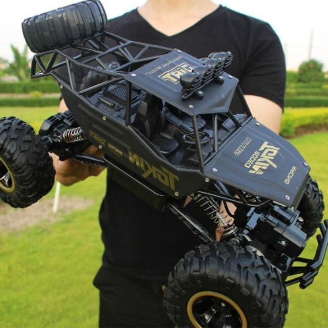 4x4 Rock Crawler Monster Truck 0
