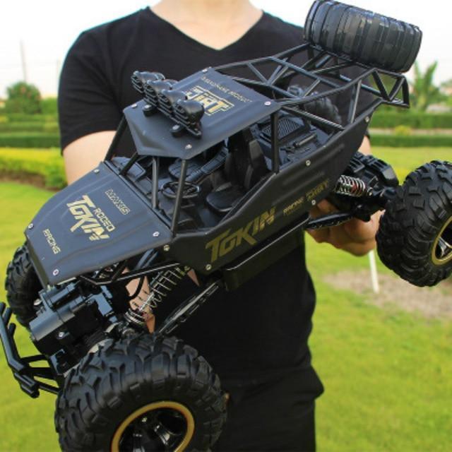 BeastTrek X4 4x4 RC Monstertruck – Offroad-Ferngesteuertes Auto mit leistungsstarkem Motor 0