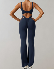 VENUS | Figurbetonad damoverall: Ryggfri och sportig