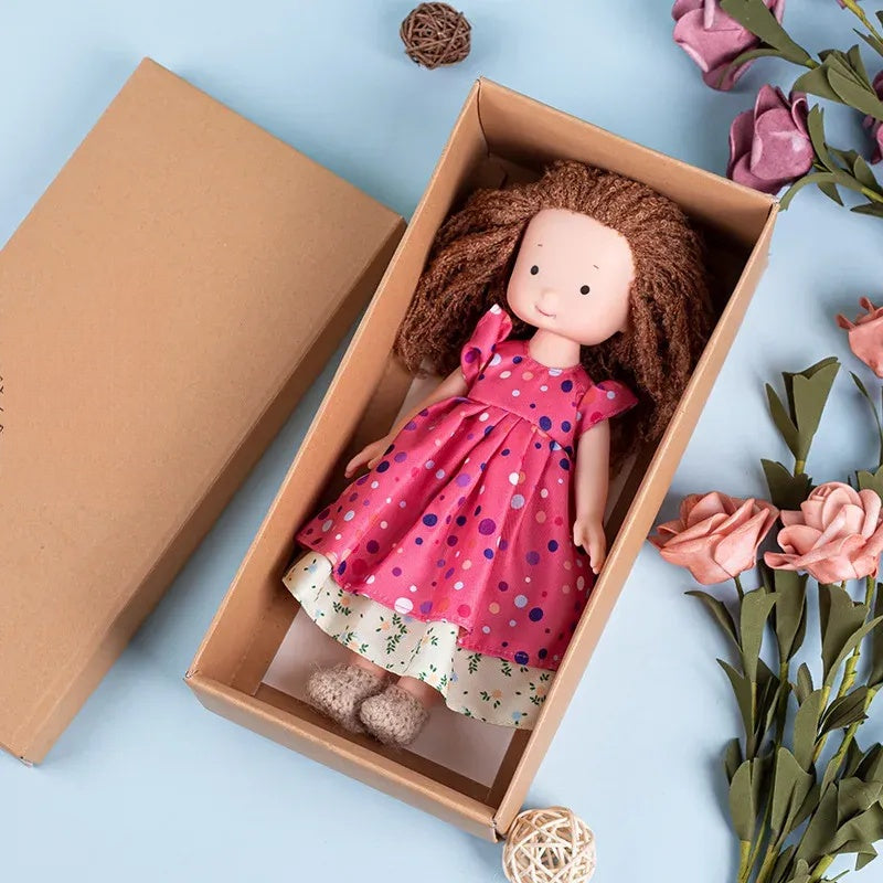 CuddlyCharm | Plüsch-Anziehpuppe mit Accessoires Geschenkset 2
