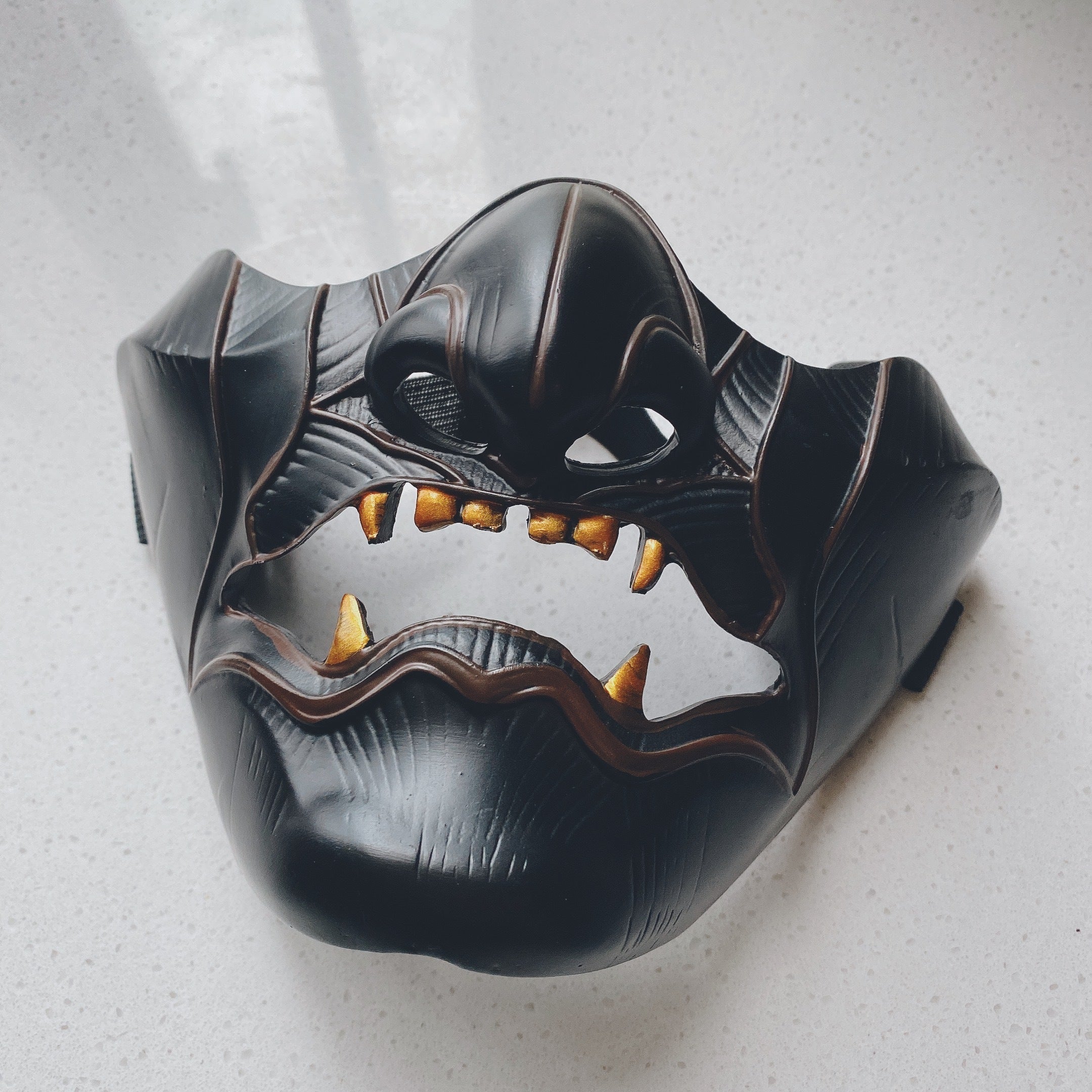 Einmalige konkave Cosplay-Maske aus Harz 0