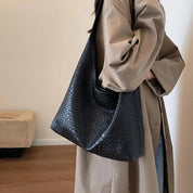 Elegante Damenhandtasche aus stilvollem, strapazierfähigem Leder 2