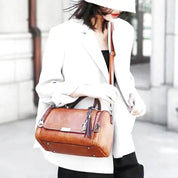 Geräumige Damenhandtasche aus weichem Stoff mit Reißverschluss 5