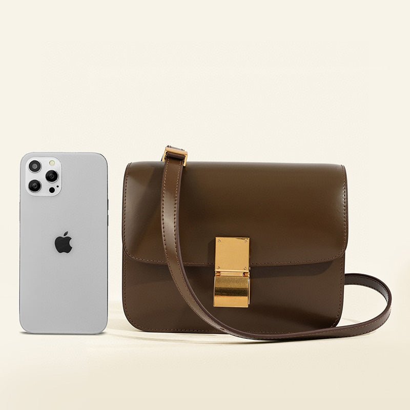 Klassische Damen-Schultertasche mit Überschlag aus echtem Leder 2