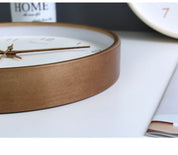 Leise analoge Wanduhr aus Massivholz 7