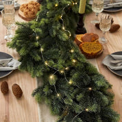 LichtLuxe | Künstliches Tannenmädchen mit LED-Lichtern für festliche Dekoration 3