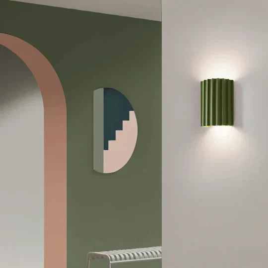 Moderne Wandleuchten aus Kunstharz - GlowStone 2