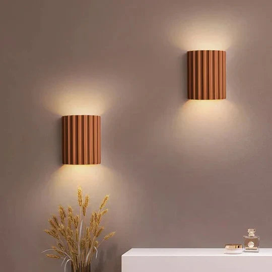 Moderne Wandleuchten aus Kunstharz - GlowStone 3