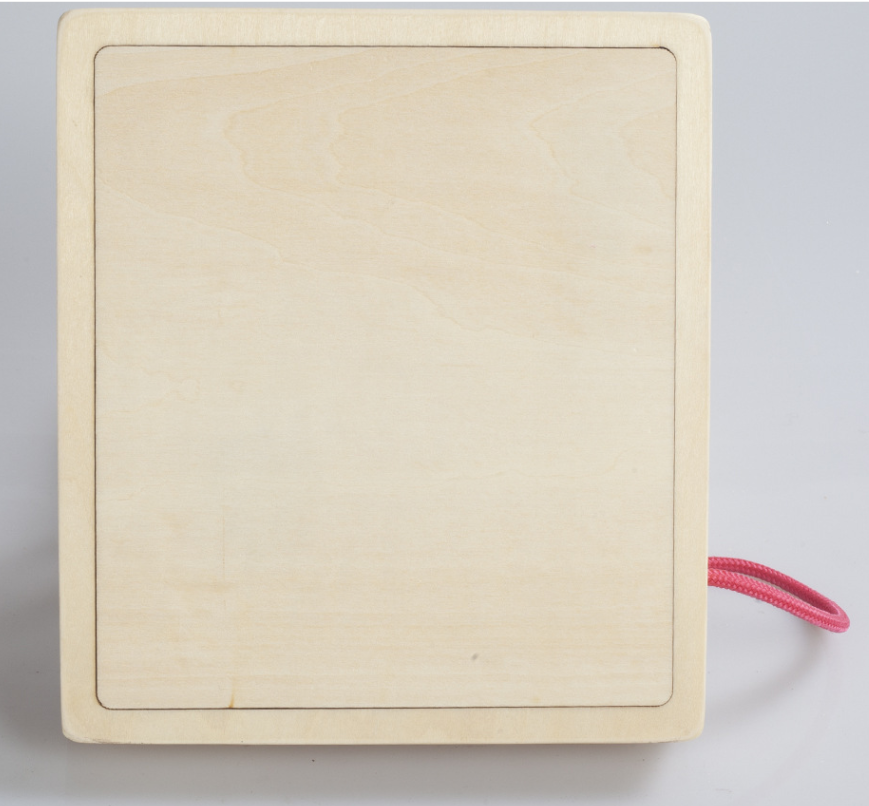 Montessori-Aktivitätsbrett aus Holz für Kinder – Interaktives Sinnesspielzeug mit Lichtern, Knöpfen und Schaltern 1