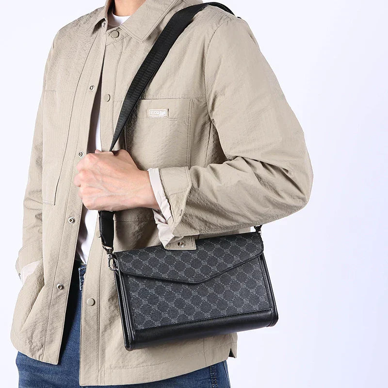 Finn | Liten Sling-Crossbody-väska