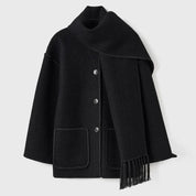 Hermia | Elegant damkappa med sjal – Stilfull vinterkappa