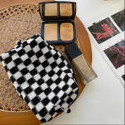 Amaris | Kompakte Y2K Karierte Make-up Kosmetiktasche