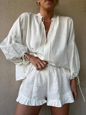 Zara | Elegantes V-Ausschnitt-Shirt und Rüschenshorts-Set