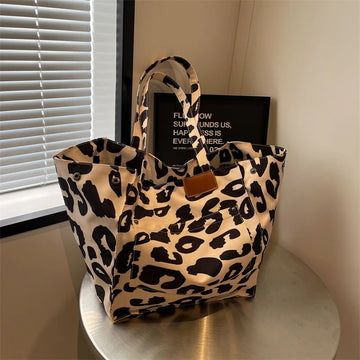 Stilvolle Schultertasche für Damen mit Leopardenmuster – Modisches Design 0