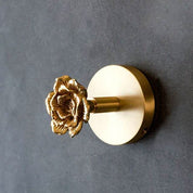 Wandhakenleiste aus Messing mit Tiermotiven und goldenen Akzenten 11