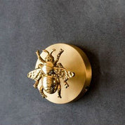 Wandhakenleiste aus Messing mit Tiermotiven und goldenen Akzenten 4