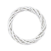 Weißer Wunderkranz | Handgefertigter Rattankranz für die Weihnachtstür 5