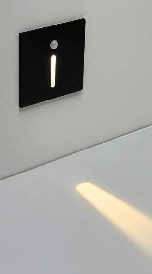 LED-trappbelysning med rörelsesensor för inomhusbruk