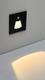 LED-trappbelysning med rörelsesensor för inomhusbruk