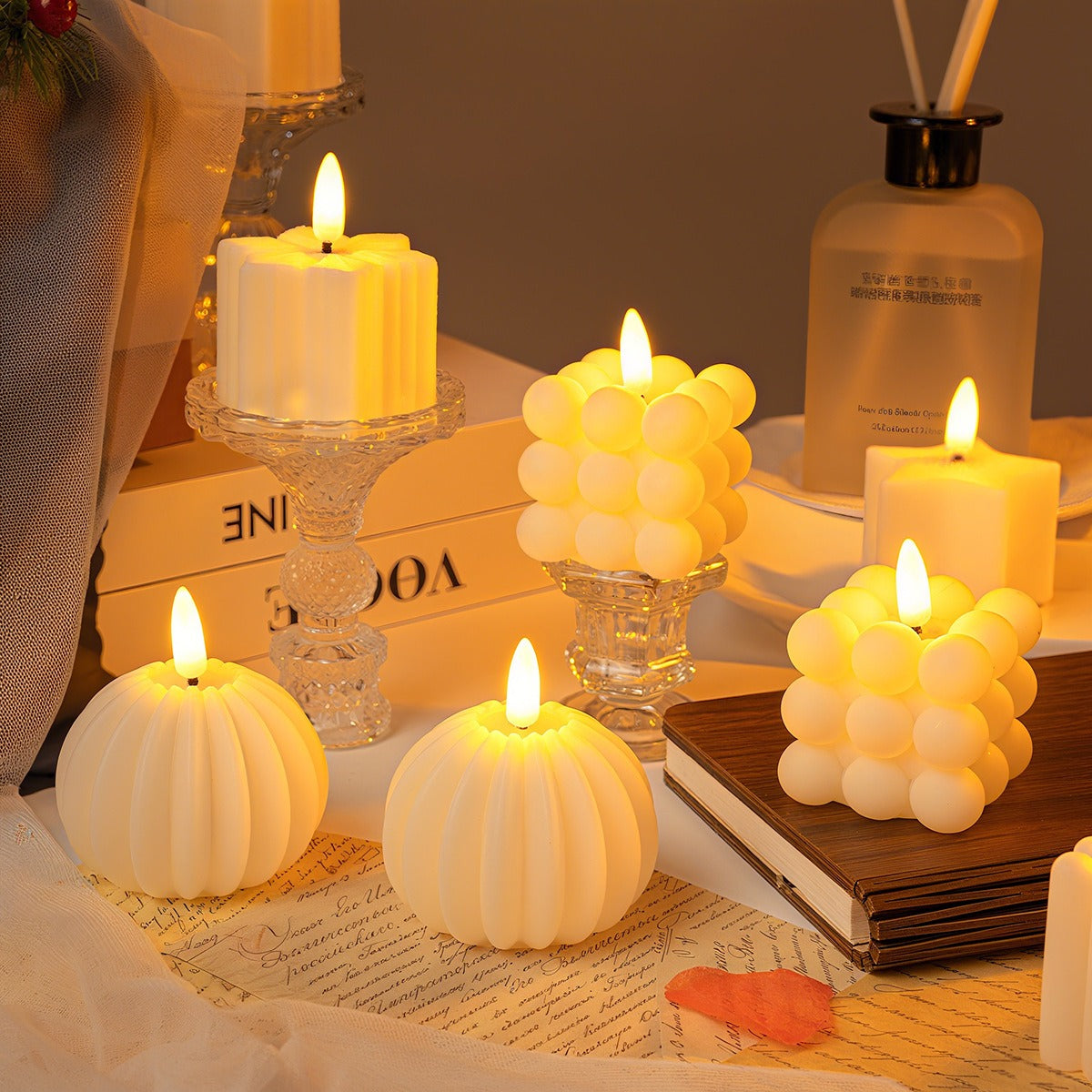 WinterShine – Elegante LED-Kerze im mattierten Glas-Schneeball-Design 4