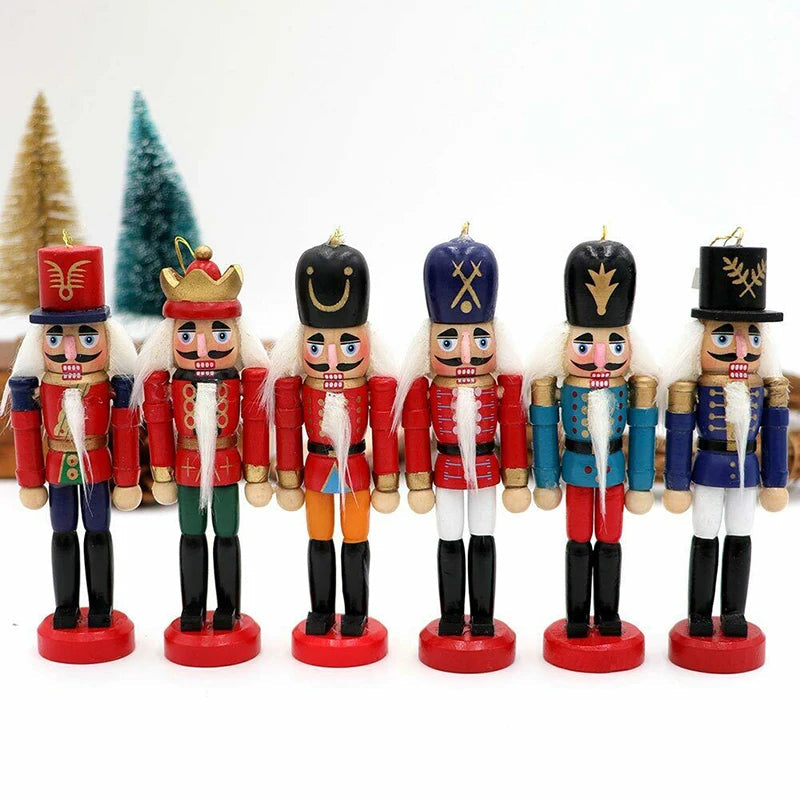 WoodSplendor | Set mit 6 Mini-Nussknacker-Ornamenten für den Weihnachtsbaum 4