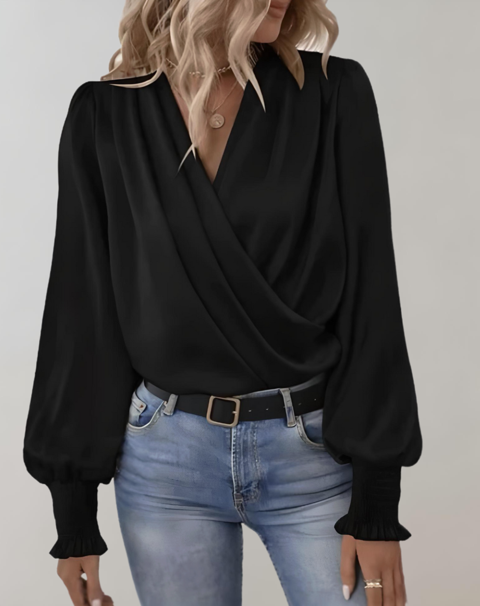 Adrianna | Elegant långärmad blus