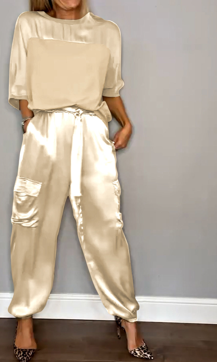 Mila| Damenanzug Zwei Teile Satin Set