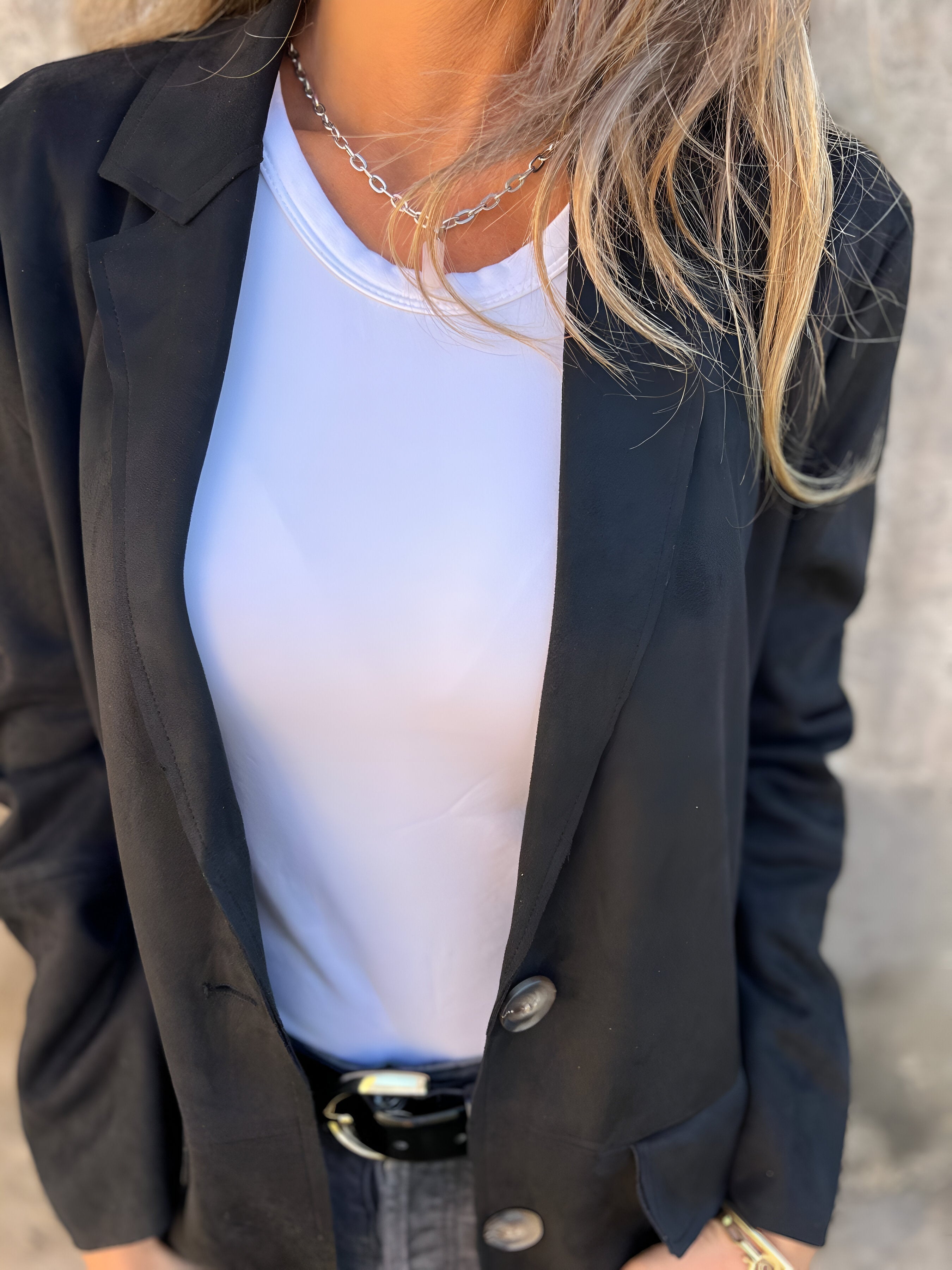 Elicia | Elegant damjacka i medellång längd