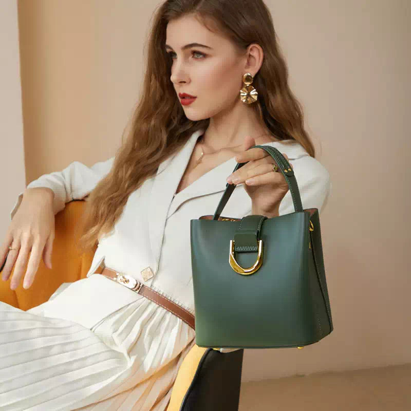 Sophie | Kompakt ledarresväska axelväska