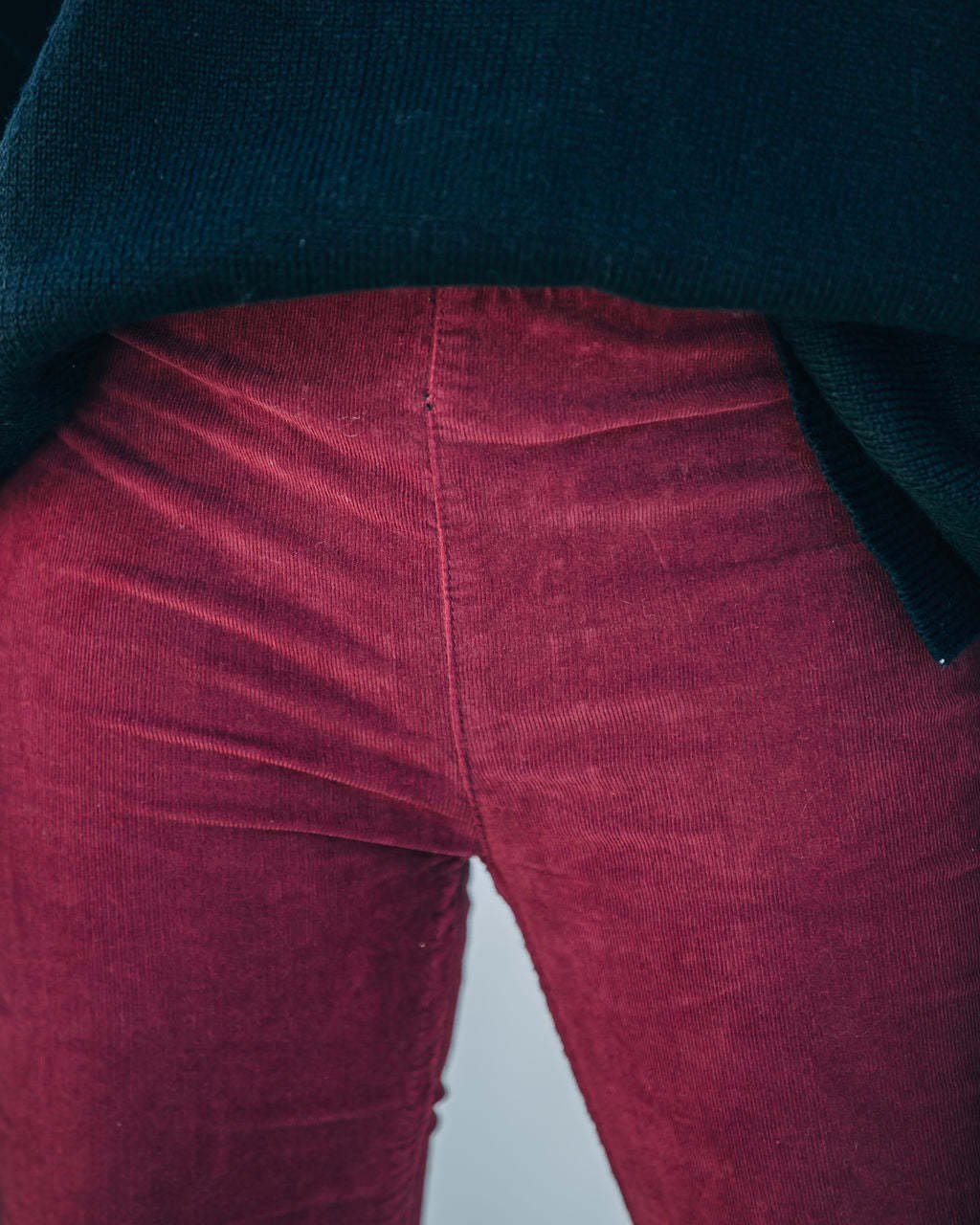 Brylle | Modische utsvängda byxor med stretch